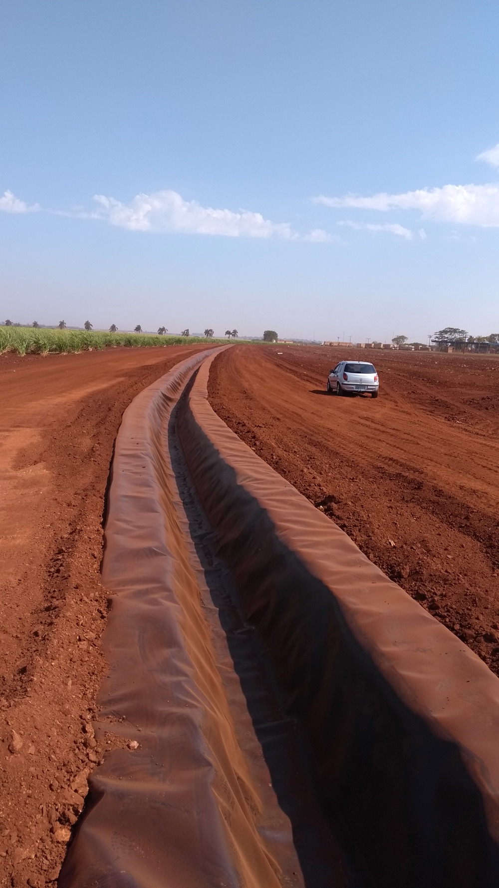 Canal de Vinhaça – Usina Guaíra – Guaíra – SP