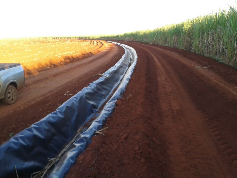 Canal de Vinhaça – Usina Vale do Rosário 2014